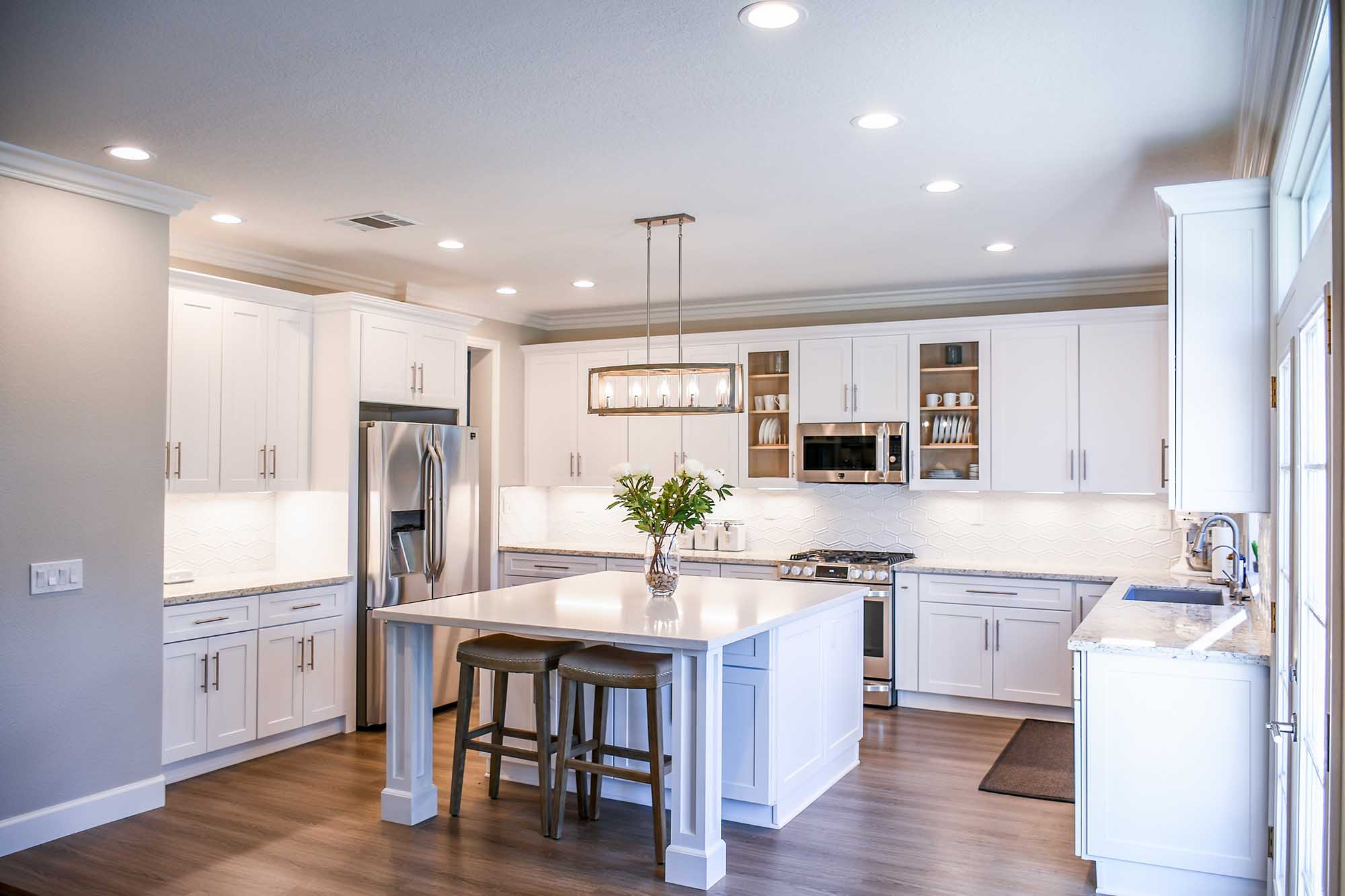 White Kitchen | Kitchen Remodeling | Envision Remodeling